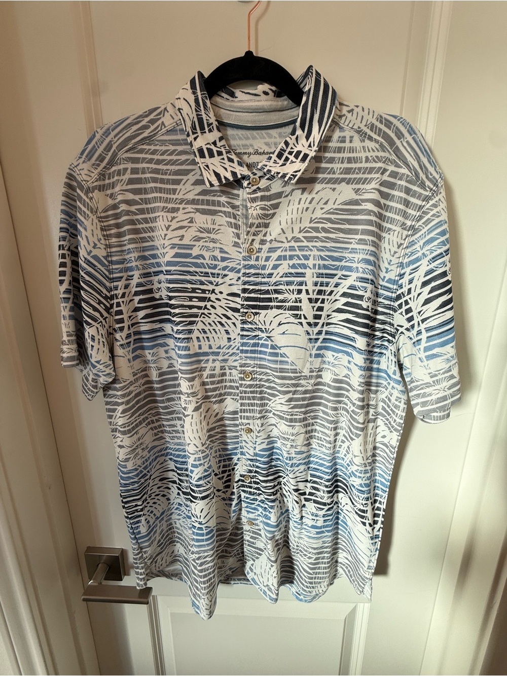 Tommy Bahama White and Blue Palm-Stripe Short Sleeve Button-Down